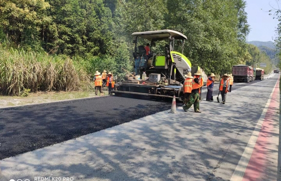 S223宜安路，油面攤鋪